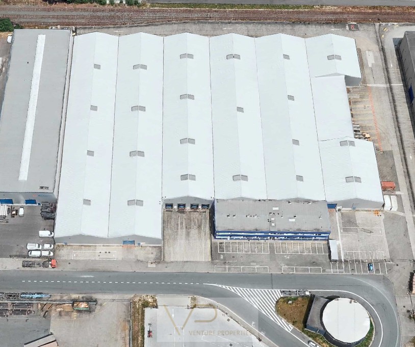 Magazijnruimte met kantoor te huur - photo 1