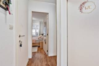 Bent u op zoekt naar de perfecte investering in centrum Aalst? Zoek niet verder!Dit pand is gelegen in de Dirk Martensstraat 66, op wandelafstand van...