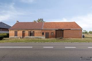 <p><span>Farmhouse to renovate in quiet location in Meerhout between the fields</span></p><p><span>Looking for a unique project in a rural, quiet setting? This authentic farmstead in Meerhout offers you the opportunity to create your dream home completely to your own taste.</span></p><p><span>The farmhouse is located on a plot of </span><span>8a 92ca</span><span> and enjoys a beautiful view over the surrounding fields, providing tranquility and privacy. The property has already been partially gutted by the current owner, allowing a renovation project to start immediately. This offers an excellent opportunity for those who want to keep the charm of a farmstead while adding modernization and personal touches.</span></p><p><span>An added bonus: there is the possibility to </span><span>purchase additional land</span><span>, giving you even more space for garden, vegetable garden, outbuildings or other possibilities to your liking.</span></p><p><span>Thanks to its location, you combine the comfort of rural tranquility with proximity to amenities and connecting roads. A perfect opportunity for those who want to get creative and realize a custom home with a rural character. </span></p>