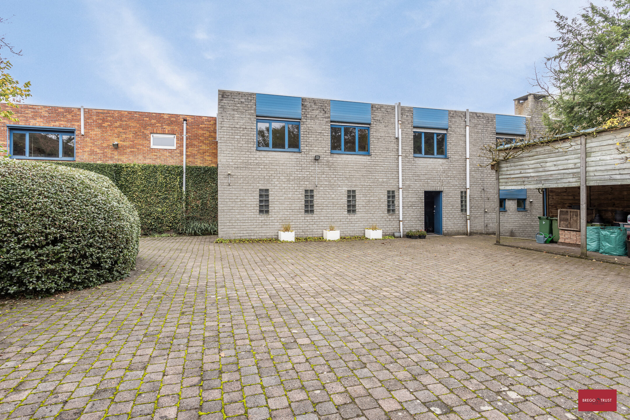 Bedrijfsgebouw met woning op commerciële topligging - foto 2