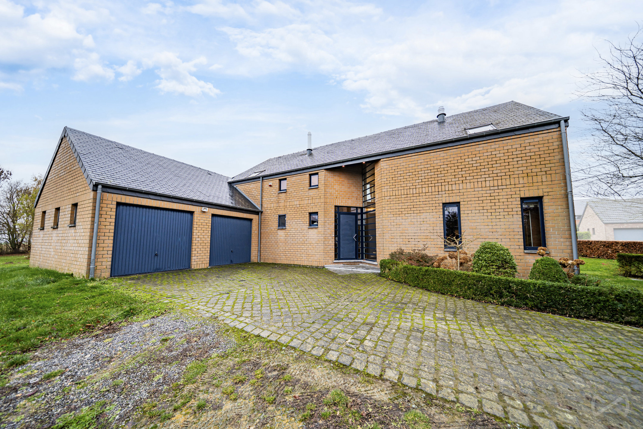 Huis te koop in Héron met 3 slaapkamers - foto 1