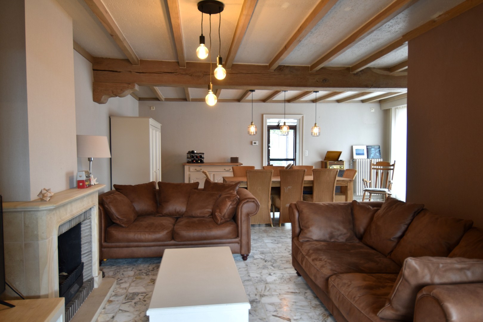 Charmante alleenstaande woning met 3 slaapkamers, tuin en garage in een rustige straat te Rollegem - foto 5