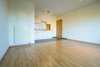 Vous recherchez un logement confortable et sécurisé, dans un écrin de verdure à proximité de la Grand-Place de Beveren ? Cet appartement...