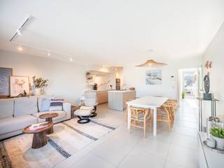 PRACHTIG duplex-appartement met VIER slaapkamers en DUBBELE garage te koop in hartje Koksijde !Dit unieke pand is gelegen op de 3de en 4de verdieping...