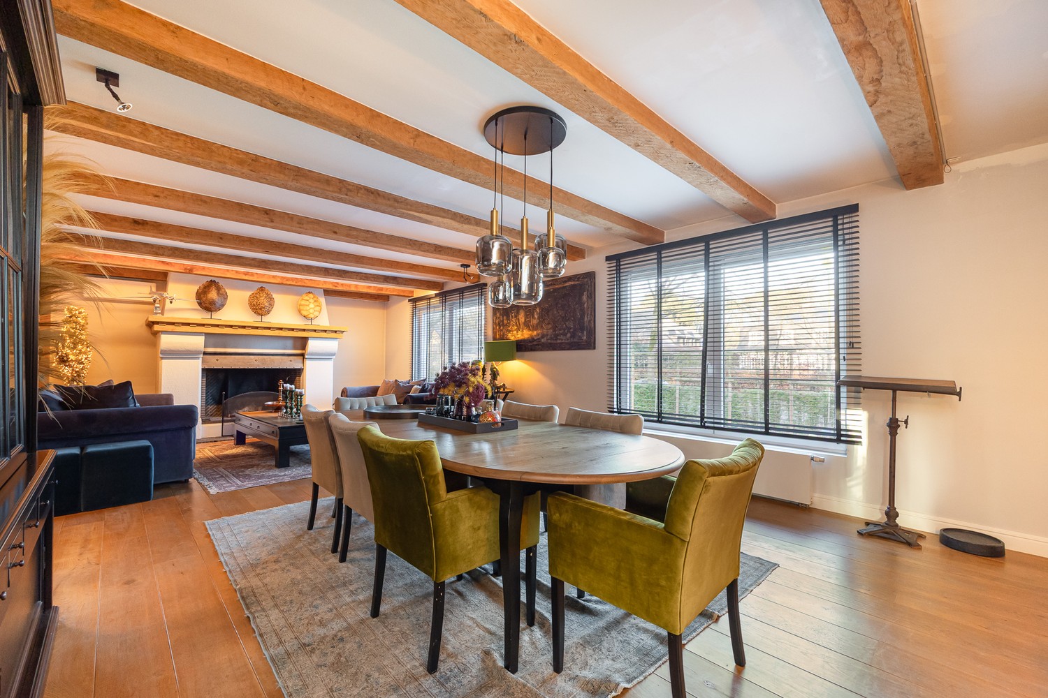 Exclusieve, recente villa met zwembad, drie volledig aparte wooneenheden en tal van extra troeven in het geliefde Vriesdonk. - foto 5