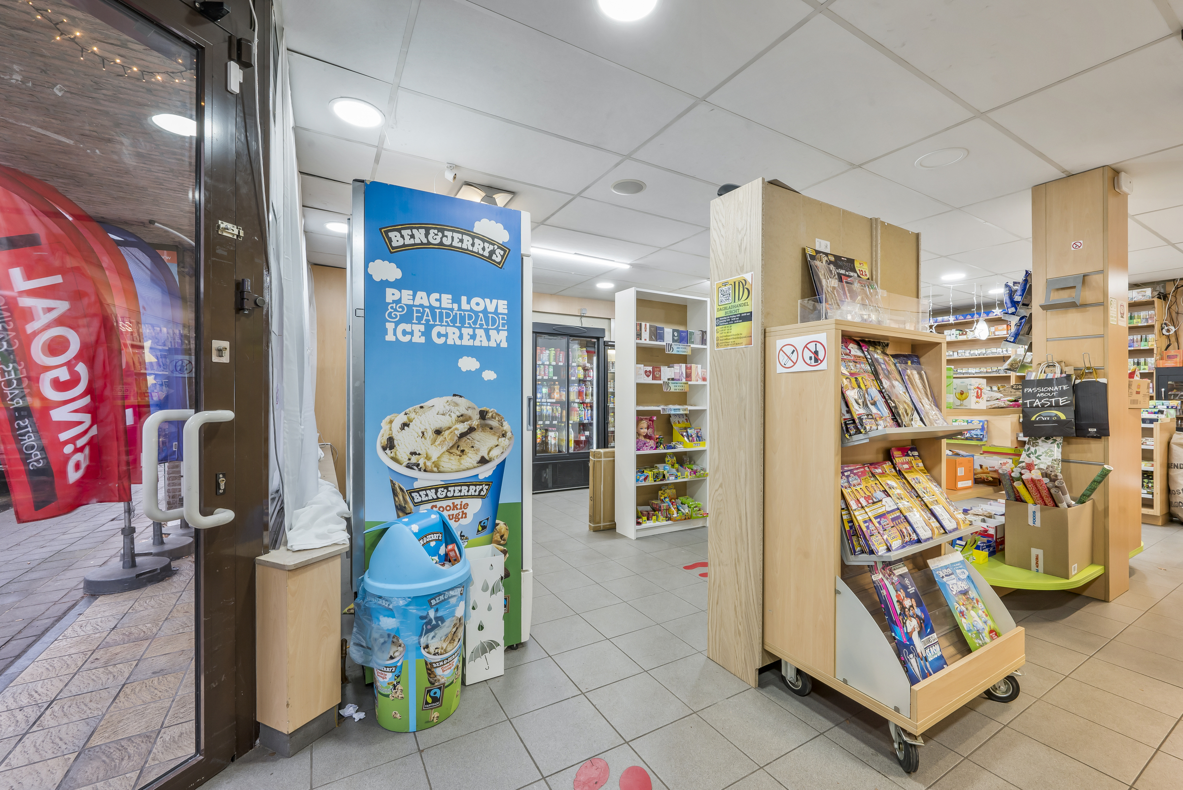 Commercial for sale in Beveren-Kruibeke-Zwijndrecht with 2 bedrooms - photo 1