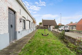 House for sale in Veurne
