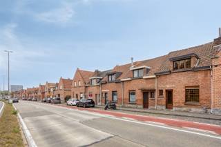 Located on the Tervuursevest, near the historical center of Leuven, Imec, Gasthuisberg, all major approach roads and numerous amenities, we...