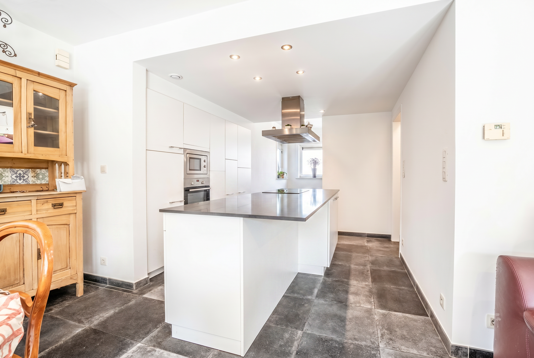 Gezellig gelijkvloersappartement met tuin. - foto 4