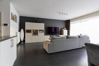 Op zoek naar een ruim gelijkvloers appartement met terras en tuin? Dit prachtiged appartement heeft het! Het appartement is centraal gelegen,...