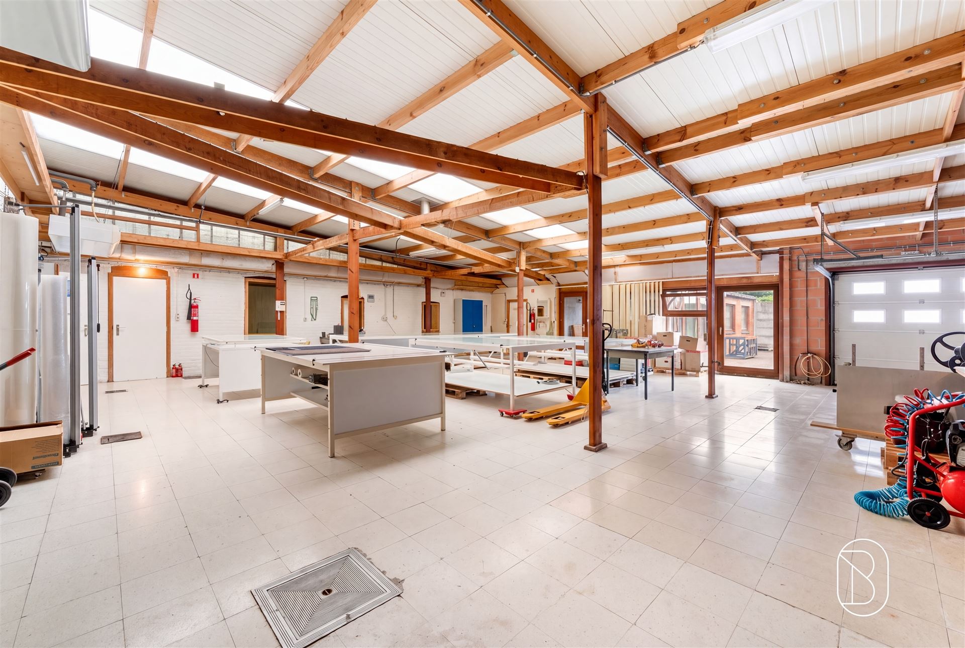 Immeuble mixte idéal pour un indépendant/investisseur! - photo 4