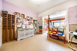 Infos & visites : 02 315 51 71Anderlecht - We Invest vous propose cette très chouette maison unifamiliale de 180 m2, 4 chambres, garage et...