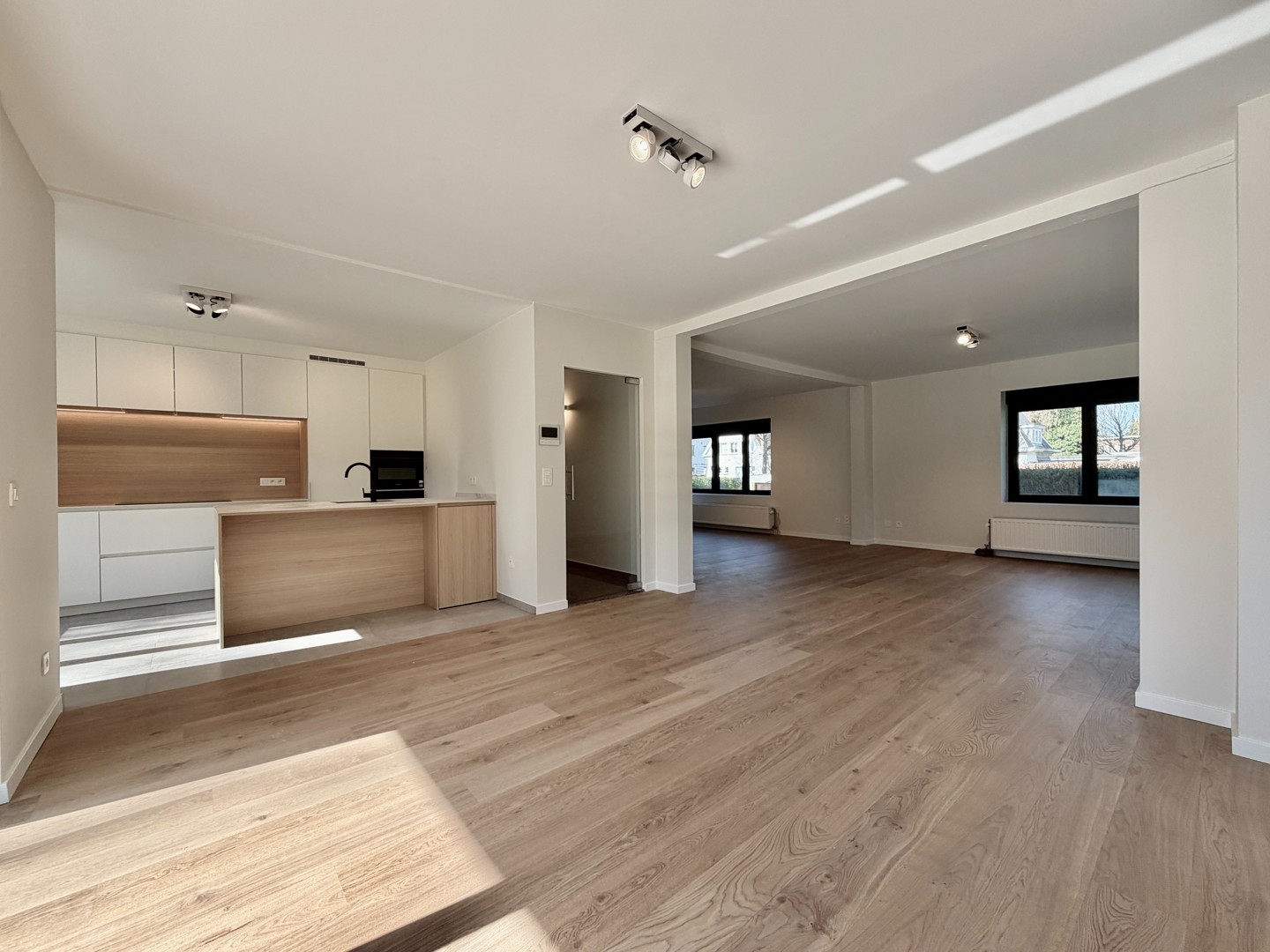 Villa, totaalrenovatie 2026 - foto 1