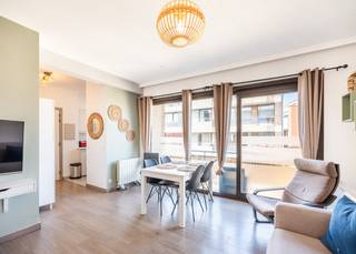 Dans la résidence Ulla à Koksijde-Bad, nous vous proposons cet appartement de 2 chambres en très bon état. L'immeuble est situé dans une rue calme...