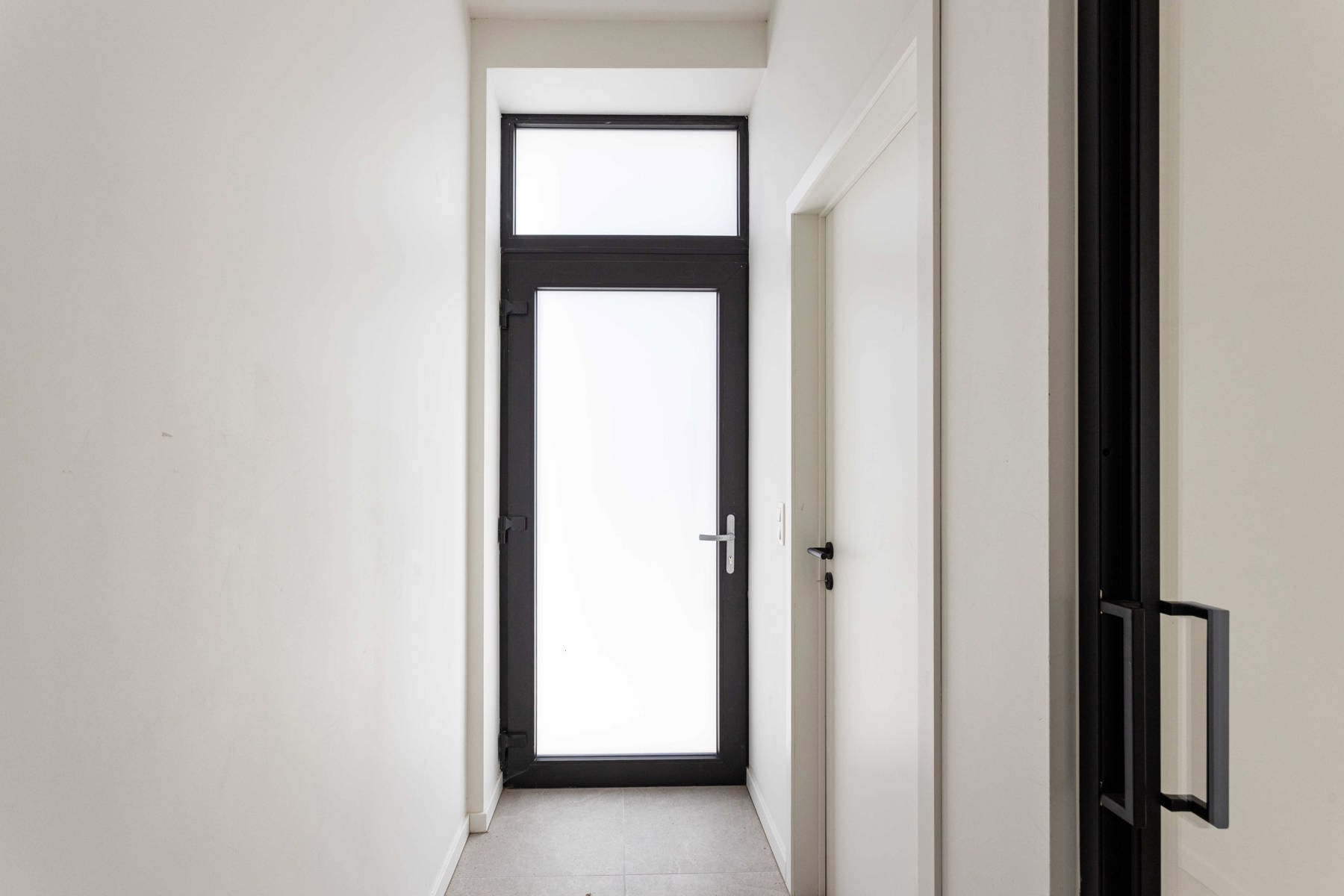 Kwalitatief gerenoveerde woning in centrum Aalst. - foto 4