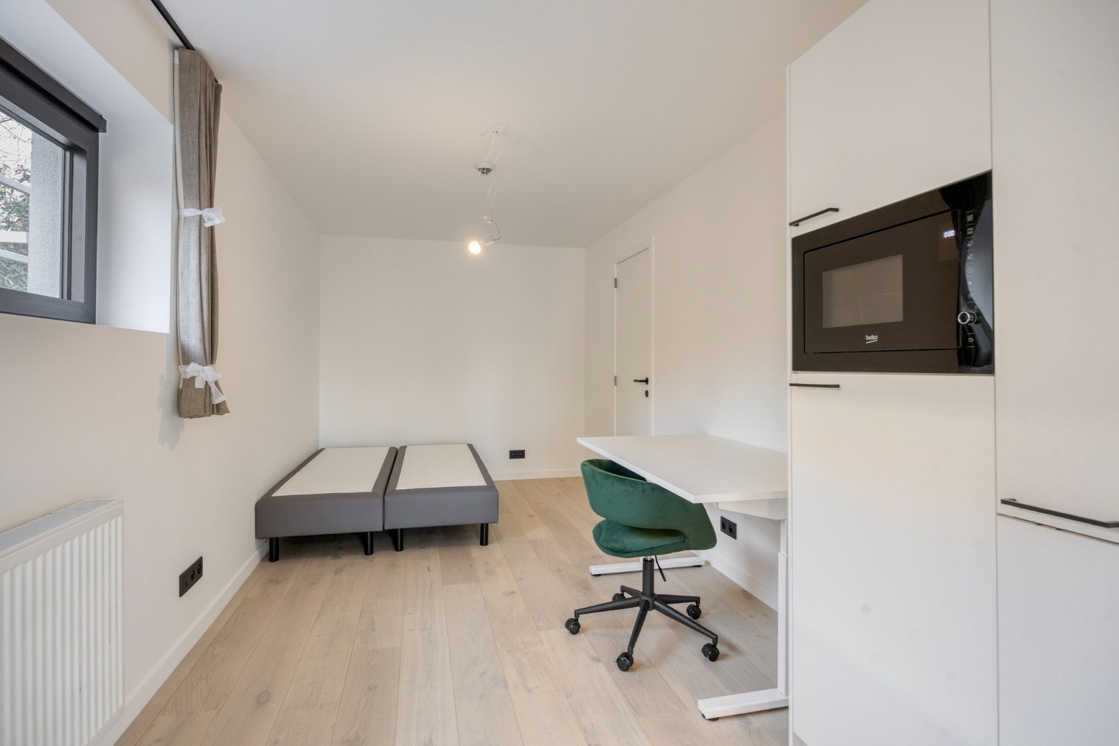 Volledig gerenoveerd en gemeubelde studentenkamer met privé badkamer en tuin - EPC A! - foto 2