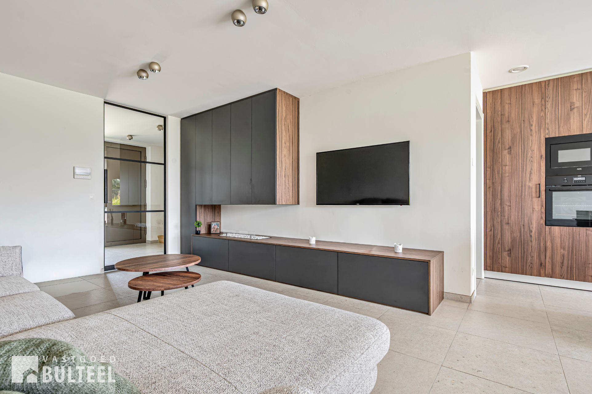 Hedendaagse BEN-woning met 4 slaapkamers, tuin en carport. - foto 5