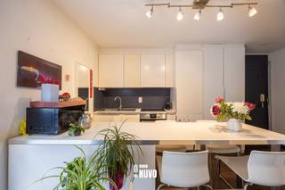 Lichtrijke studio op het gelijkvloers in het hart van Leuven Lichtrijke bemeubelde studio van 30 m² in het hart van Leuven, vlak bij de KU Leuven,...