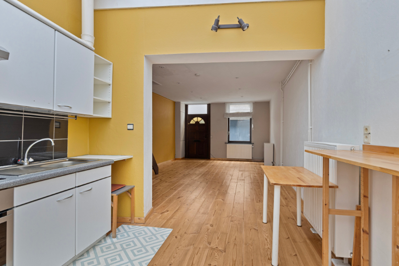 Gezellige instapklare stadswoning met 2 slaapkamers en tuin - foto 4