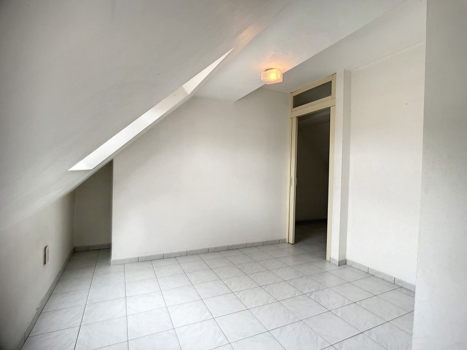 Centraal gelegen appartement met 2 slaapkamers en garage - foto 5