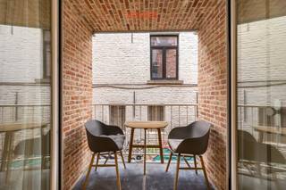 Ruim en lichtrijk 1-slaapkamer appartement te huur op een uitstekende locatie in Leuven, gelegen op de hoek van de Lepelstraat en de...