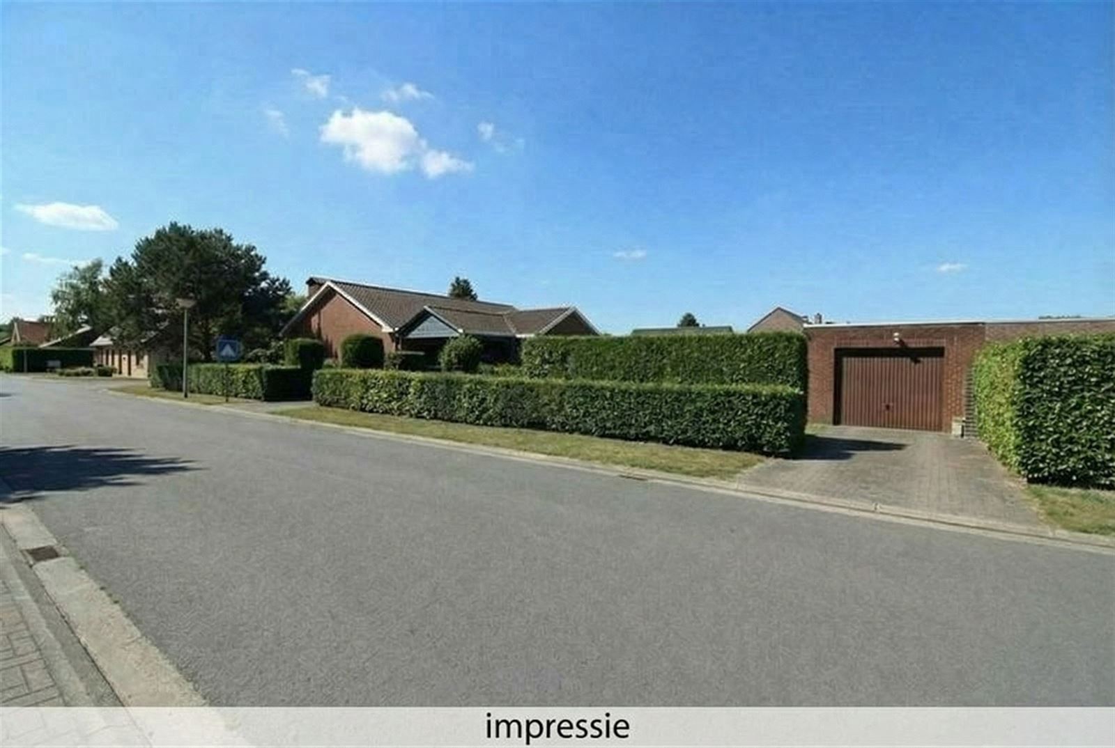 Te renoveren laagbouwwoning in mooie woonwijk - foto 2