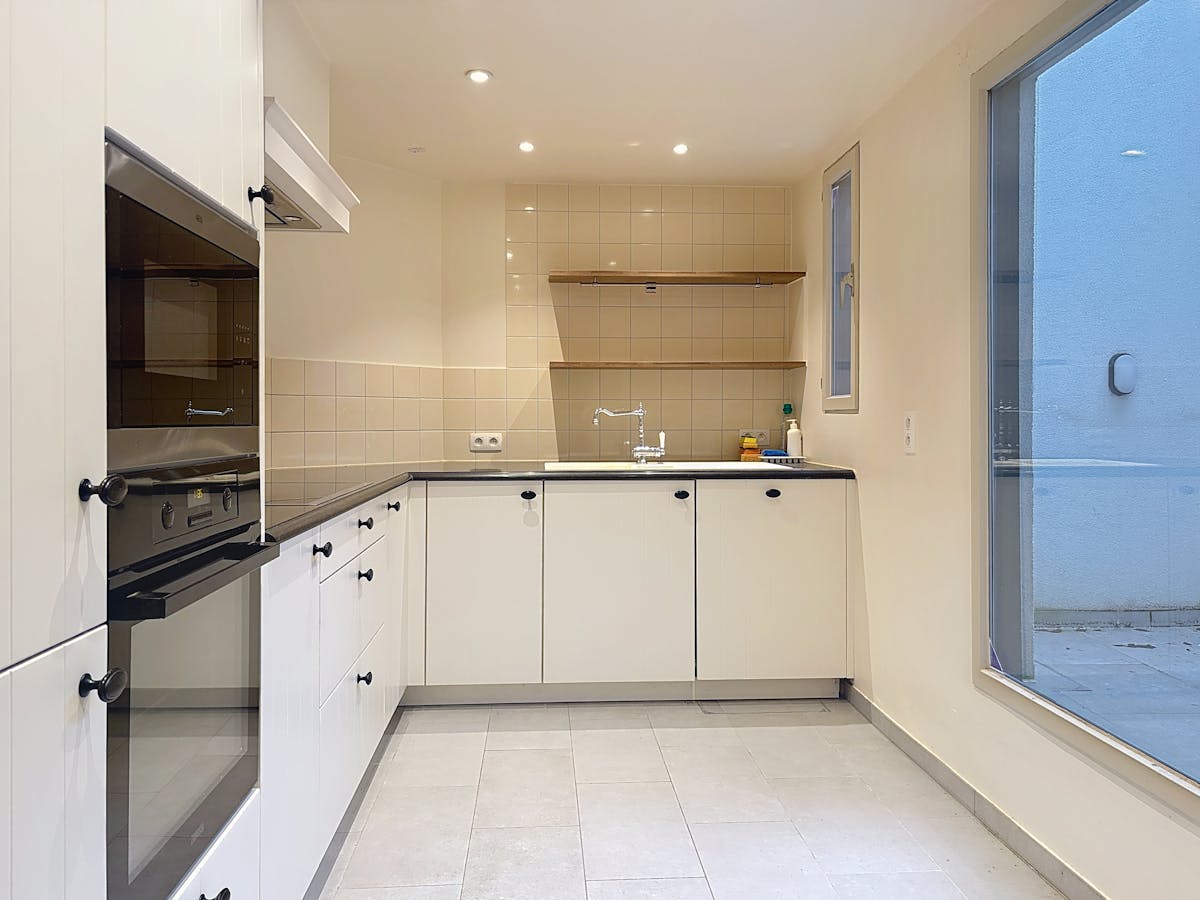 Maison de 4 chambres avec cour ensoleillée à Roeselare - photo 4