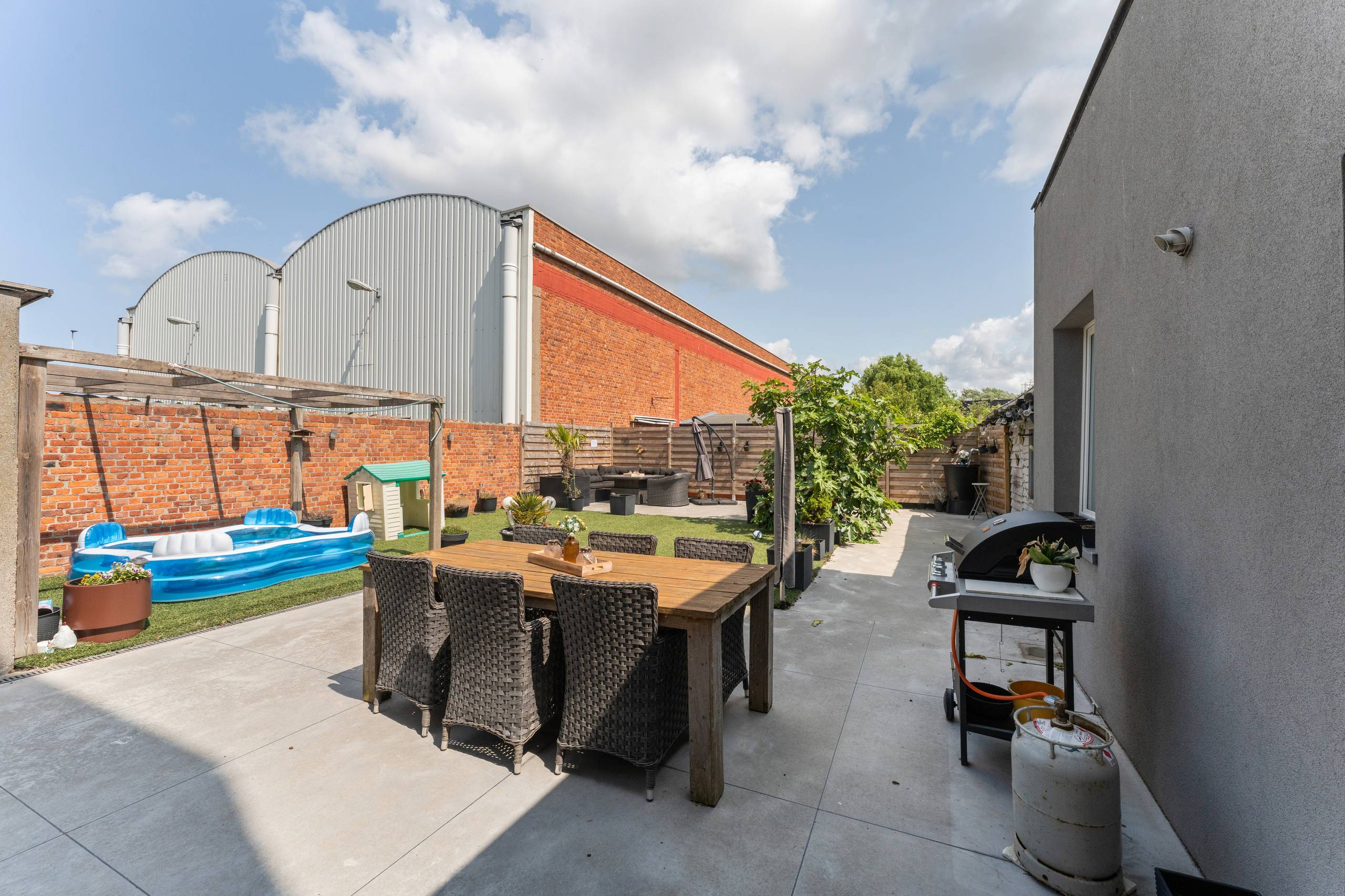 Alleenstaande woning met zonnige tuin en 4 slaapkamers! - foto 2