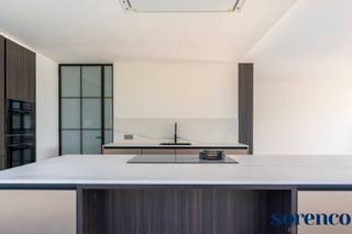 Residentie 'Park View' prestigieus wooncomplex gelegen in het hartje van Antwerpen. Unieke luxe ingerichte PENTHOUSE ca. 237 m² met fenomenaal...