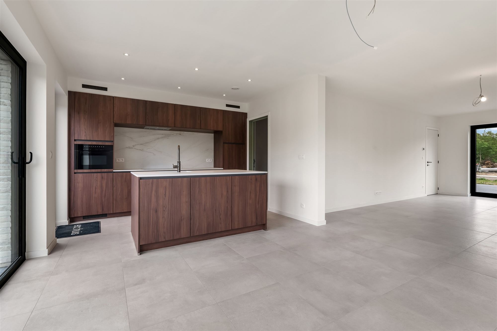 HOOGKWALITATIEVE, ENERGIEZUINIGE NIEUWBOUWWONING NABIJ CENTRUM BALEN - foto 1