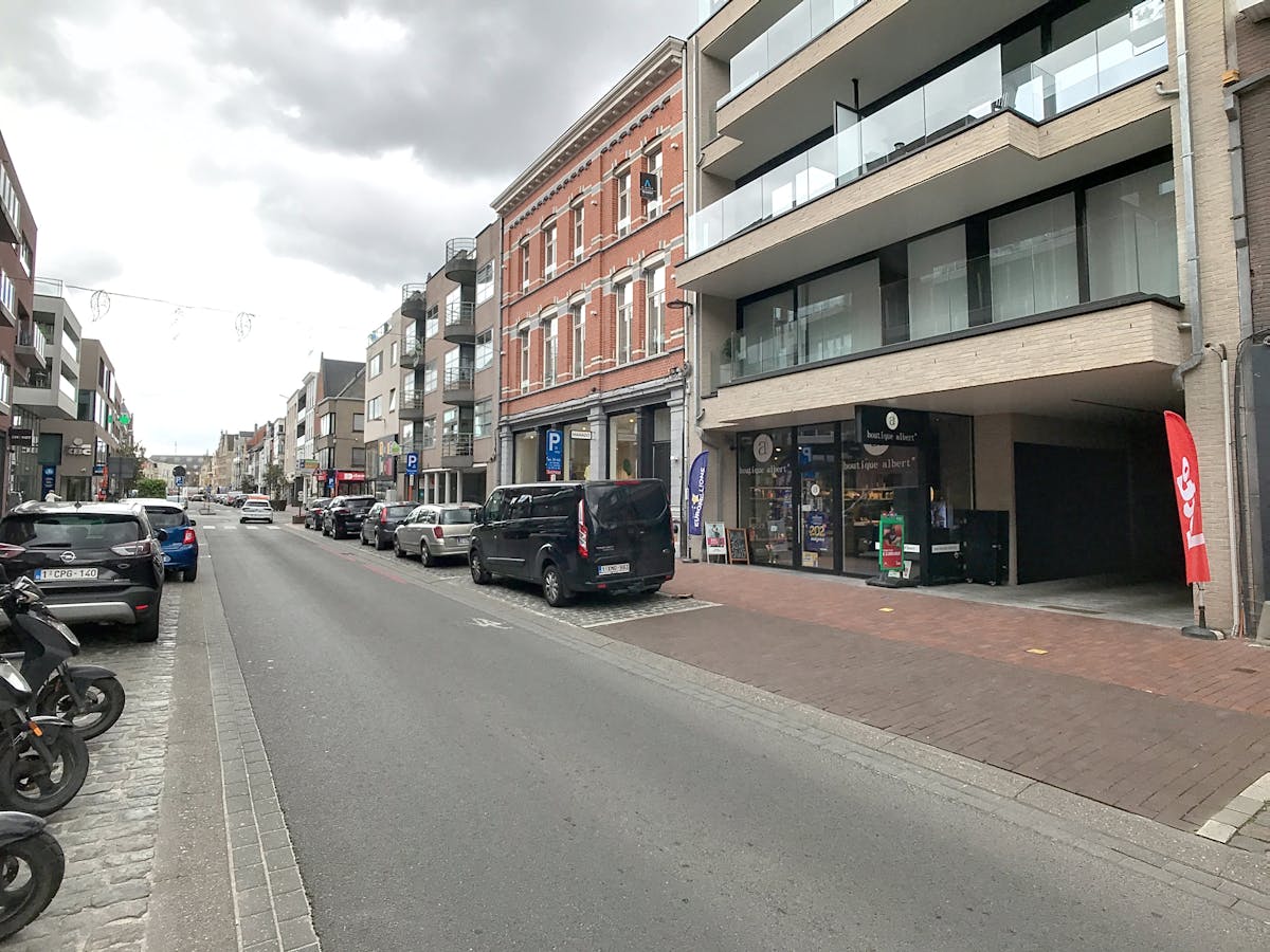 Garage for sale in the center of Roeselare! - photo 3