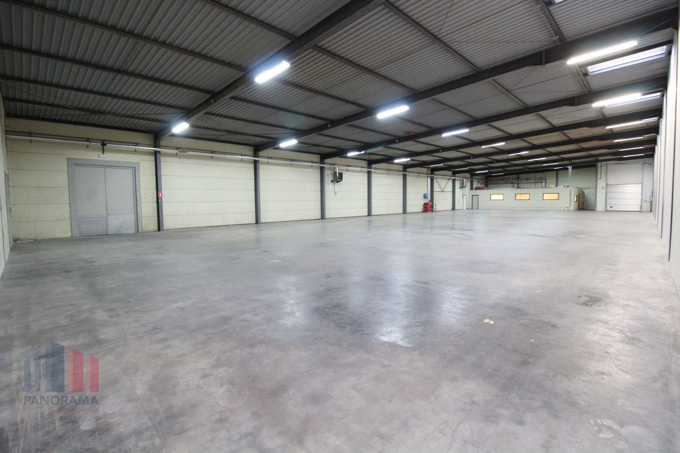 Magazijn 1.000 m²  met kantoor en laadkade in Eke met vlotte verbinding naar E17 - foto 4