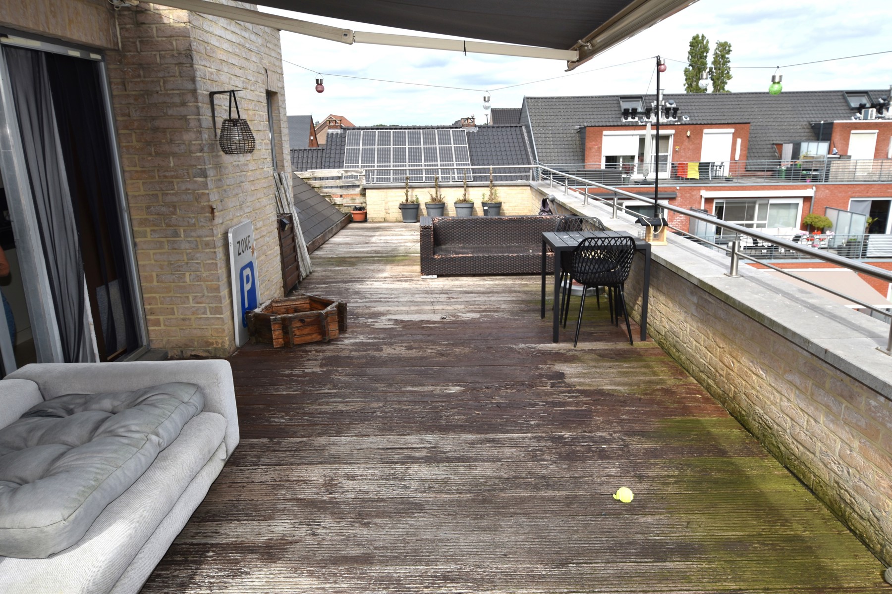 Gezellig dakapp. van 85m², met terras van 60m² (!) & garage - foto 4