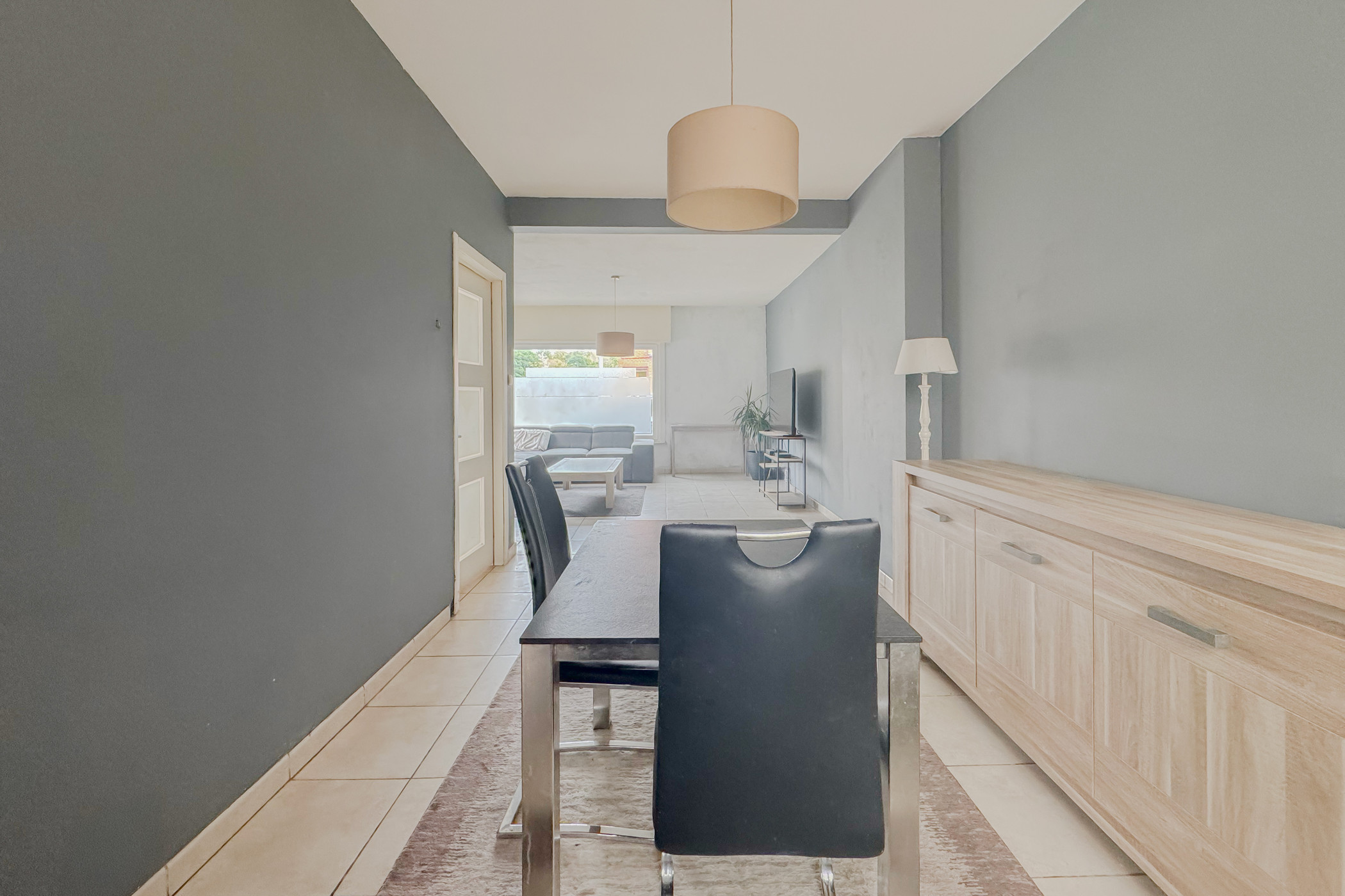 Ruime halfopen gezinswoning met zonnige tuin en garage in Oostakker! - foto 4