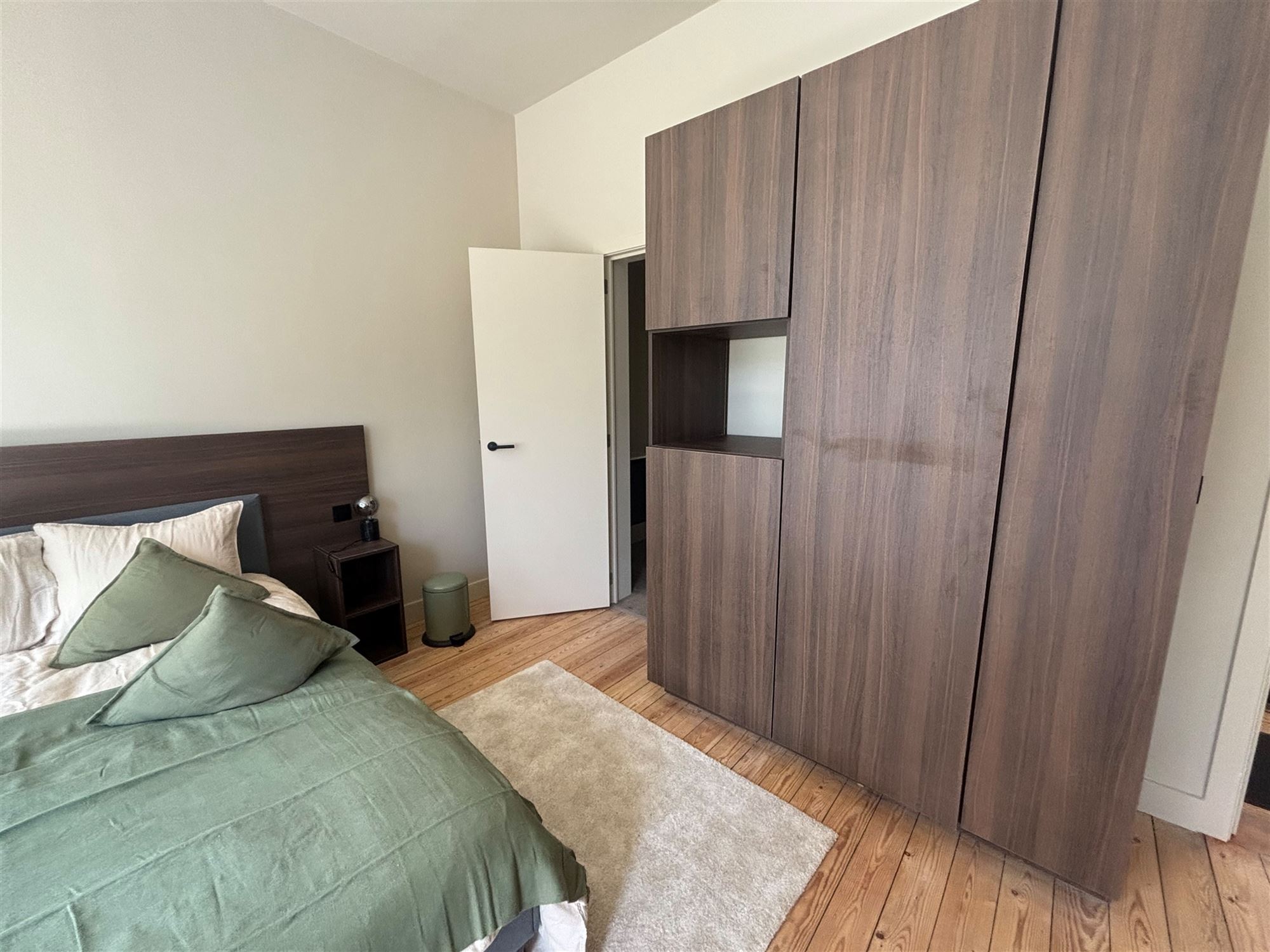 Apartment - photo 1