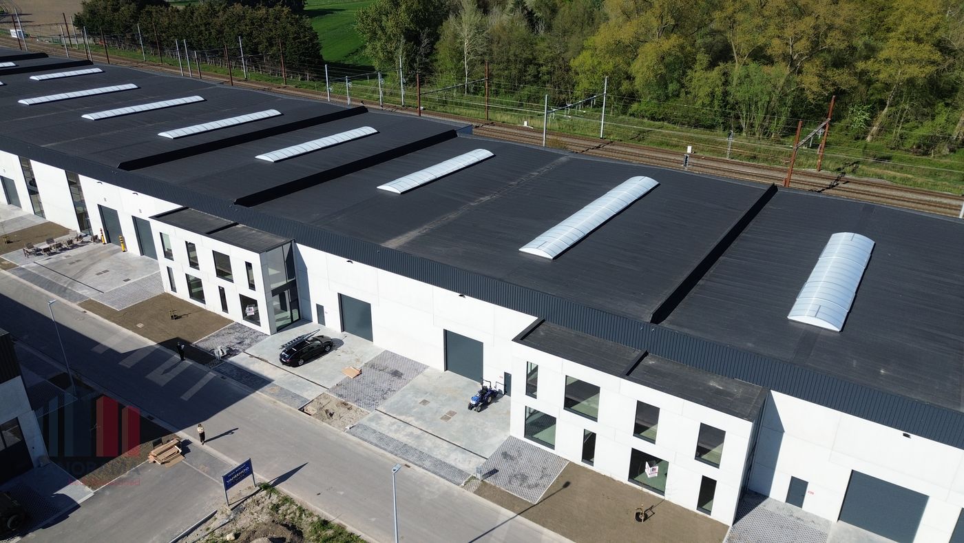 MAGAZIJN VAN 468 m² TE KOOP IN OOSTKAMP - photo 4