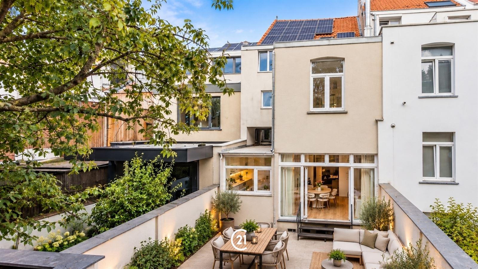 Huis met achtergebouw en groot terras - foto 4