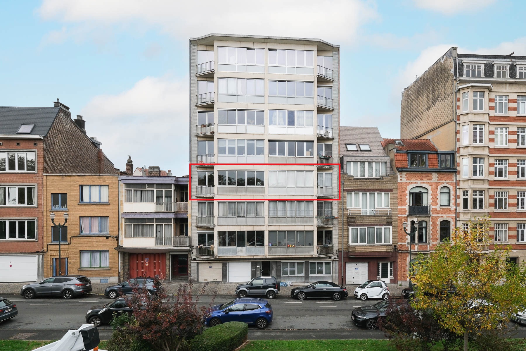 Apartment for sale in Schaerbeek with 2 bedrooms - photo 1