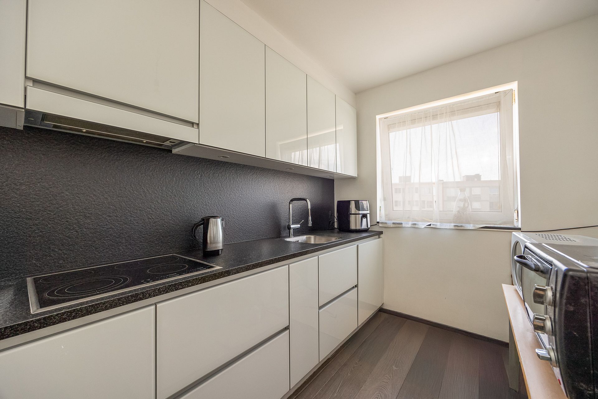 Ruim appartement met 3 slaapkamers en terras in Merksem - foto 5