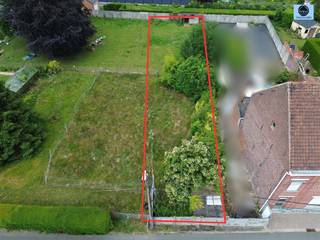 <p><span>IDEALLY LOCATED PLOT OF LAND FOR A HOB.</span></p><p><span>Asking price: 142,500 euros</span></p><p><span> </span></p><p><span>This lot is located in the quiet town of Idegem along Radenberg, to the left of number 14, yet close to schools and public transportation.</span></p><p><span> </span></p><p><span>Lot 1 on the plan.</span></p><p><span> </span></p><p><span>This lot features a west-facing garden.</span></p><p><span> </span></p><p><span>The plot area is: 573.93 m².</span></p><p><span> </span></p><p><span>At the bottom, construction is permitted to a depth of 15 m on a width of 7.56 m; at the top, 12 m on a width of 7.55 m.</span></p><p><span> </span></p><p><span>In short, an ideally located plot of land to build your dream home.</span></p><p><span> </span></p><p><span>If you are interested or would like more information, please contact Dylan at 0489/54.69.99 or email Dylan@svena.be</span></p><p><span> </span></p><p><span> </span></p><p><span>Urban planning extract/information pending!</span></p><p><span> </span></p><p><span>This information is for informational purposes only, and we cannot be held liable for any inaccuracies.</span></p><p><span>The living area is for illustrative purposes only.</span></p><p><span> </span></p>