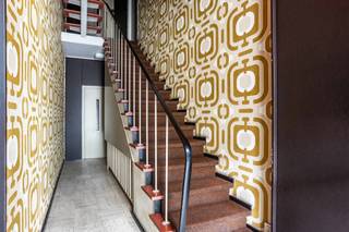 Dit appartement is gelegen in het centrum van Aalst op de eerste verdieping van een goed onderhouden gebouw met lift. Met een bewoonbare...