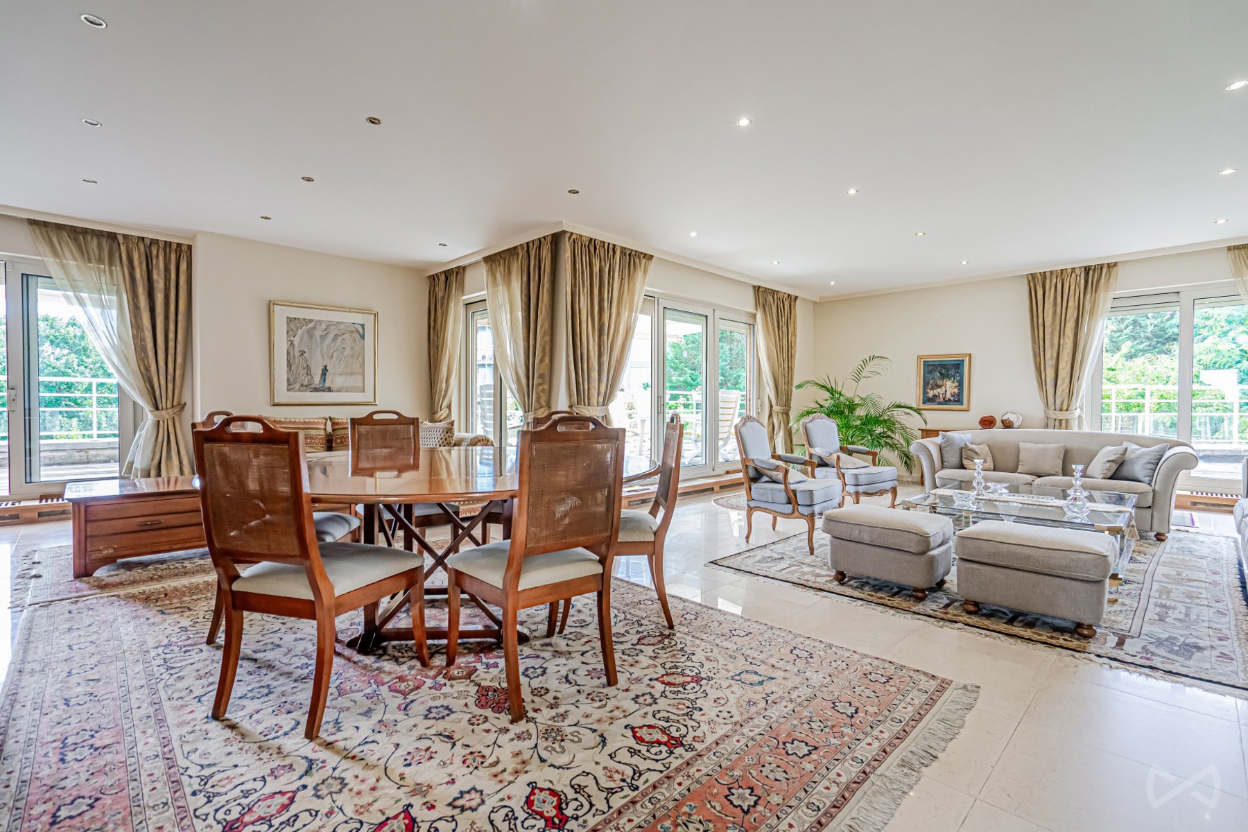 Apartment for sale in Ixelles with 4 bedrooms - photo 4