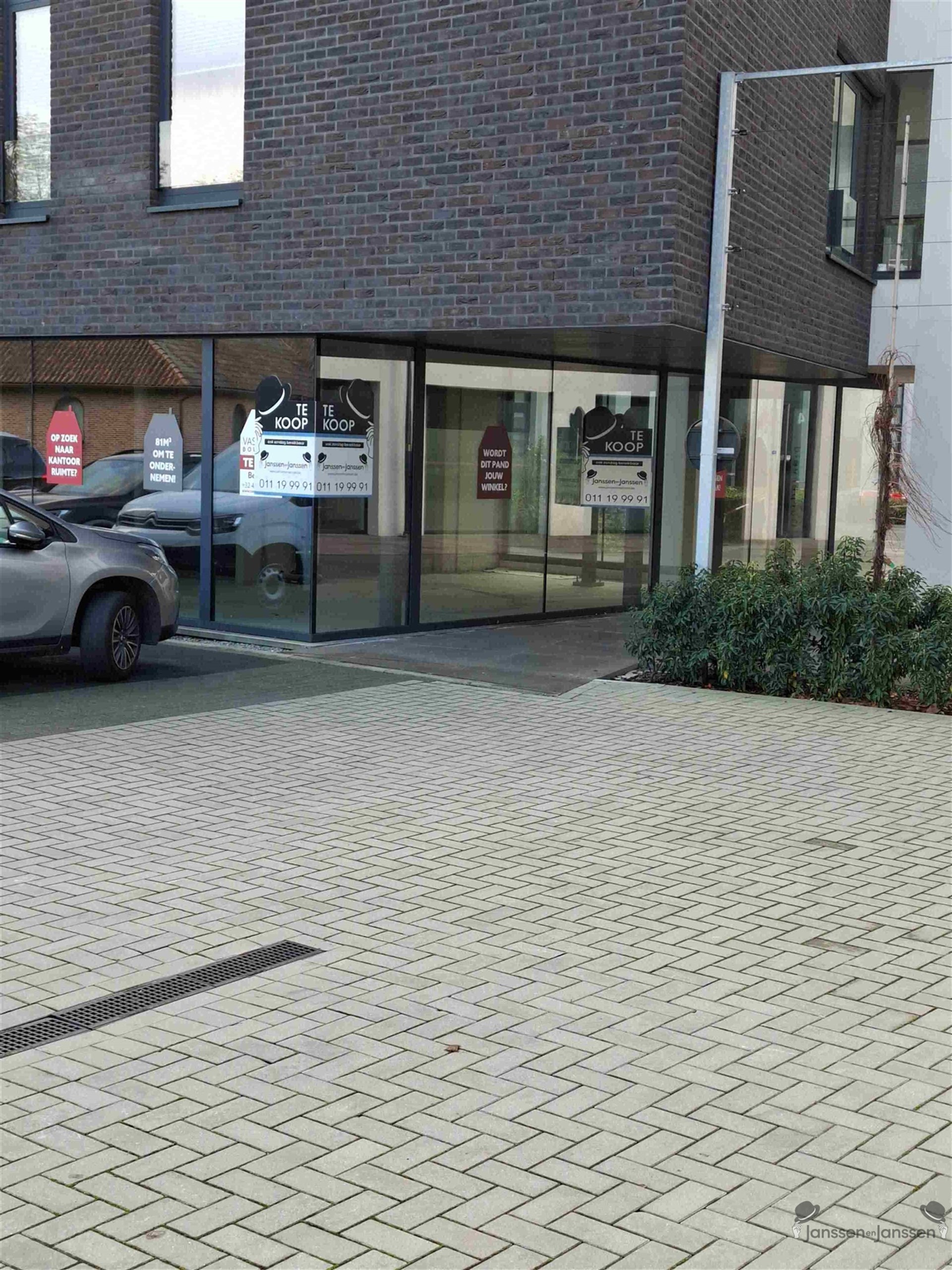 TE KOOP: Casco commerciële ruimte - foto 2