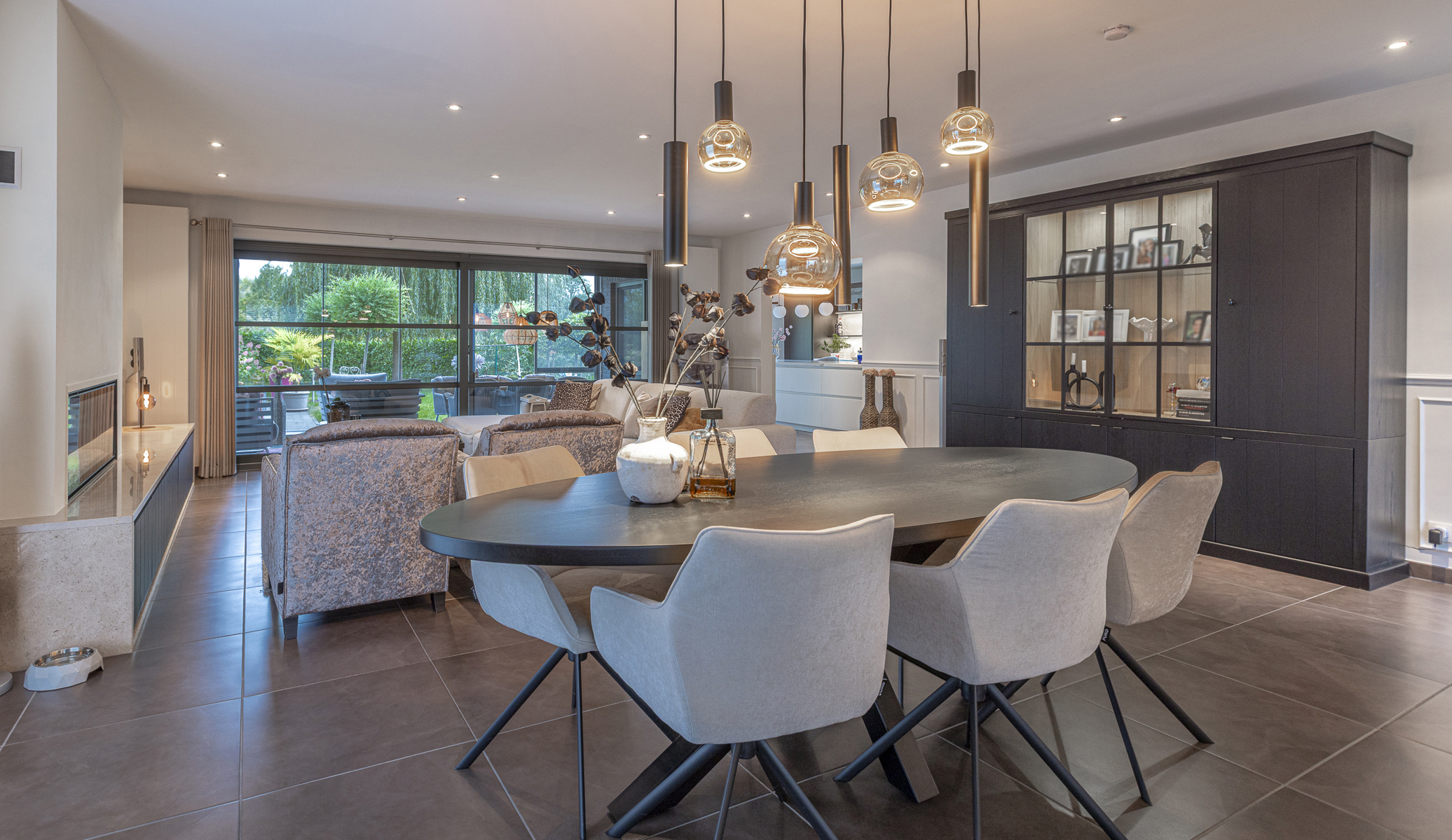 Luxueuze villa in autoluwe omgeving nabij invalswegen. - foto 4