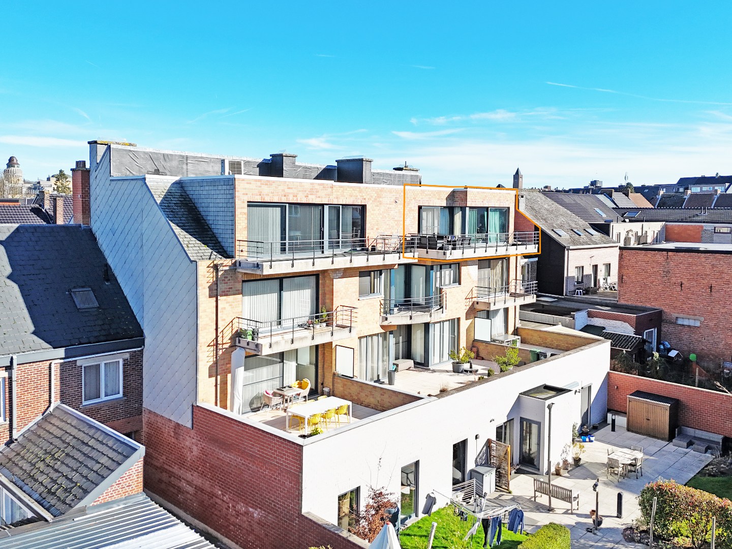 Penthouse met zonneterras en garagebox te centrum Zottegem - foto 4