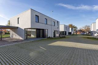 House for sale in Izegem