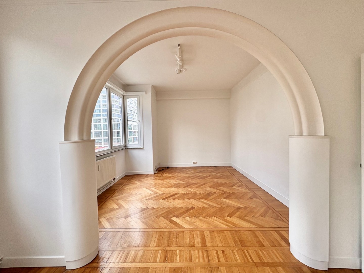 Instapklaar 2-slaapkamerappartement met zijzicht op de Meir ca. 140 m² - foto 4