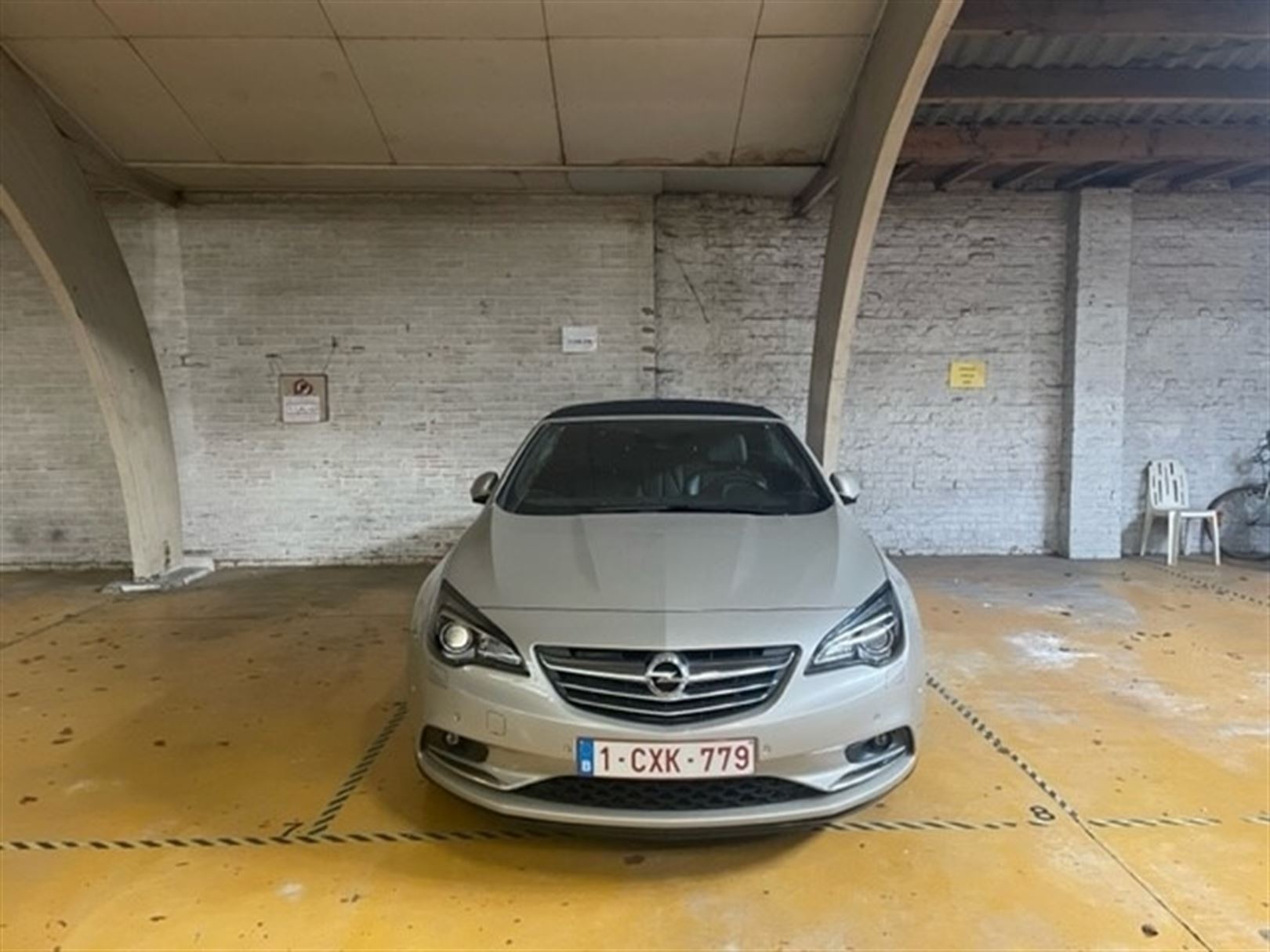 Garage for rent in Kortrijk