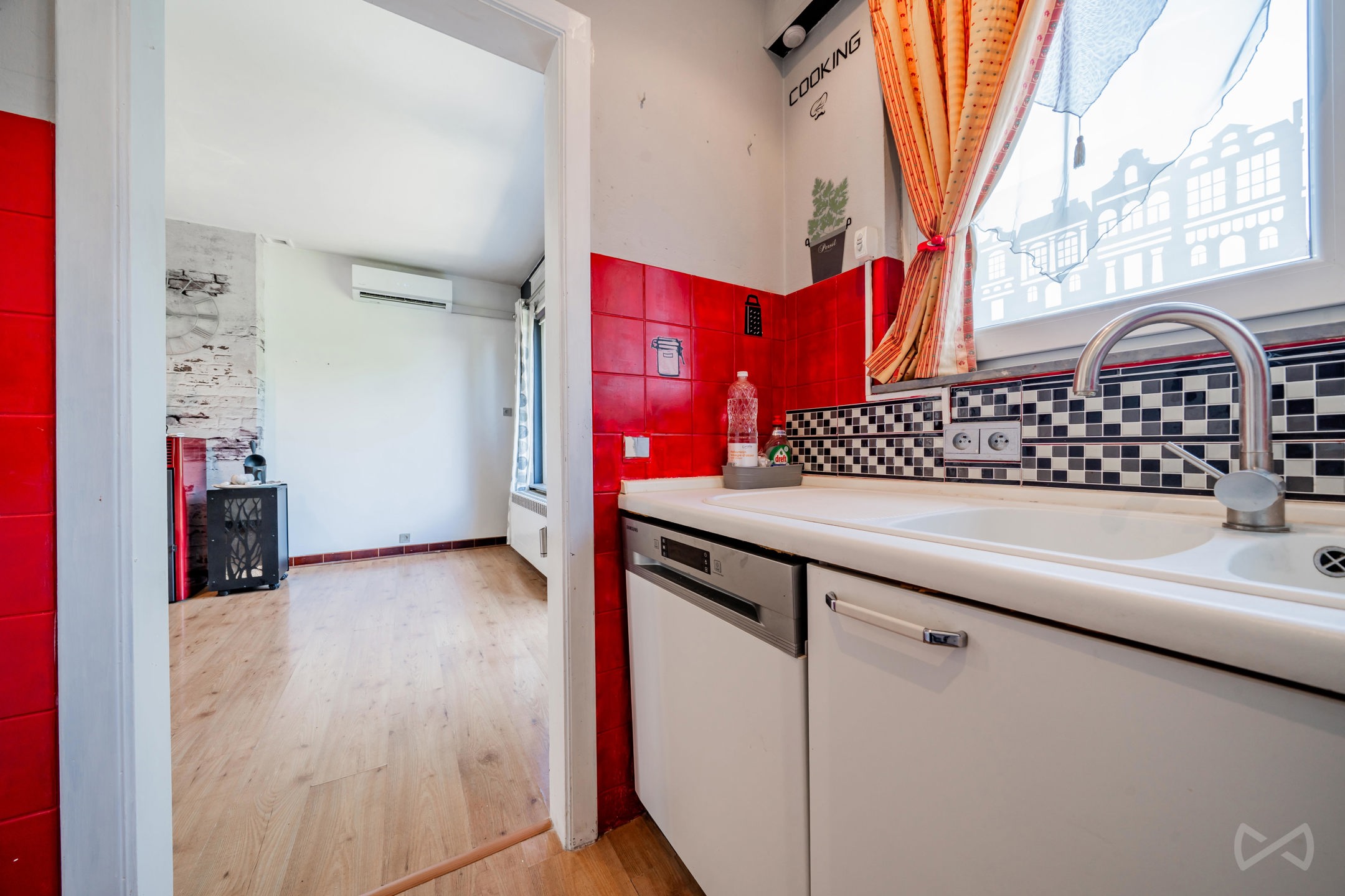Maison à vendre à Couillet avec 3 chambres - photo 5