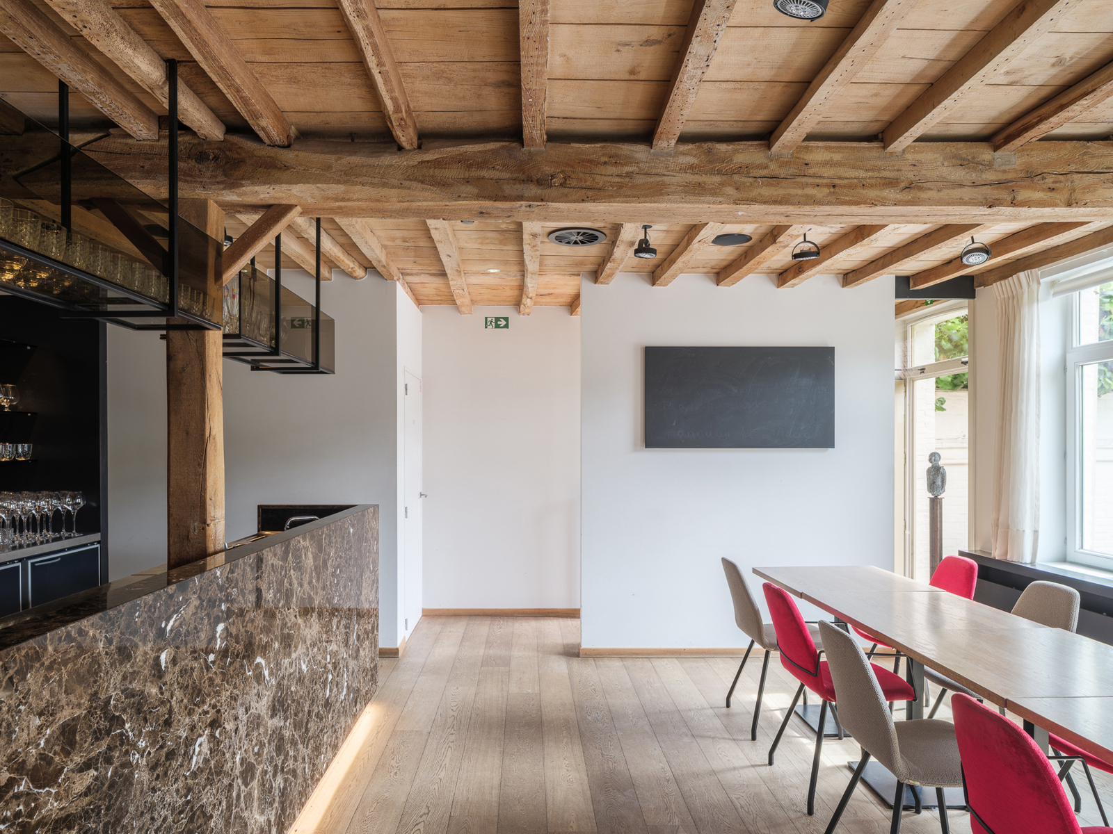 Horecazaak met aparte woning in Maarkedal - foto 5